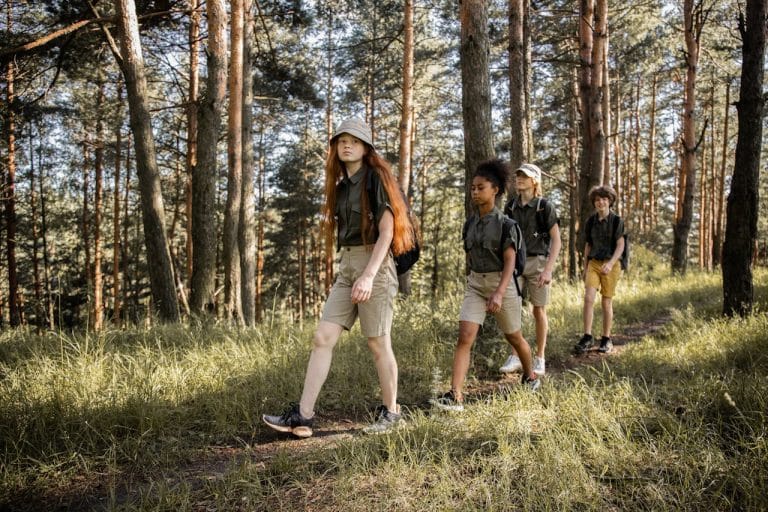 Harcerskie muzea i izby pamięci – gdzie warto zajrzeć?