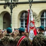 Krzyż harcerski – symbolika każdego elementu i historia odznaczenia
